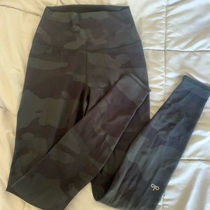ALO Yoga High Waisted Camo Leggings